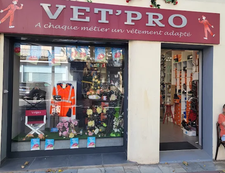 Vitrine magasin vetpro Narbonne